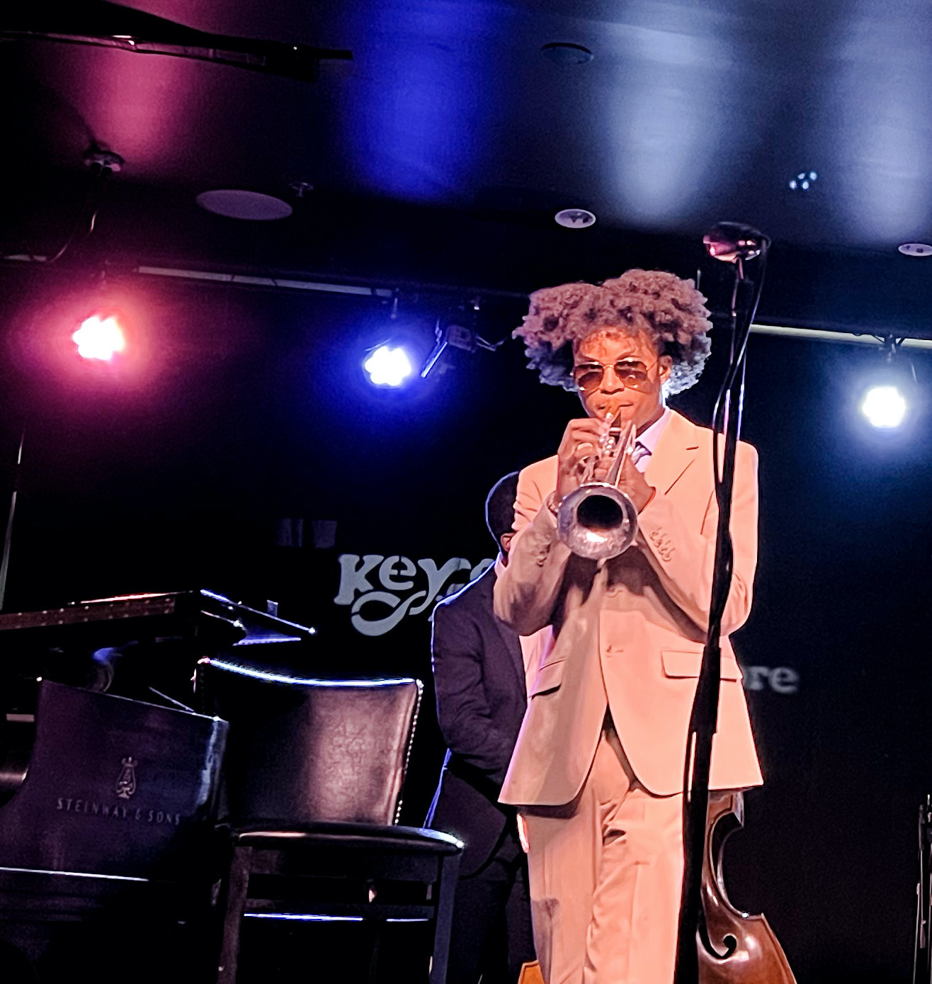 Lóren Littlejohn performing at the Keystone — Esrevn